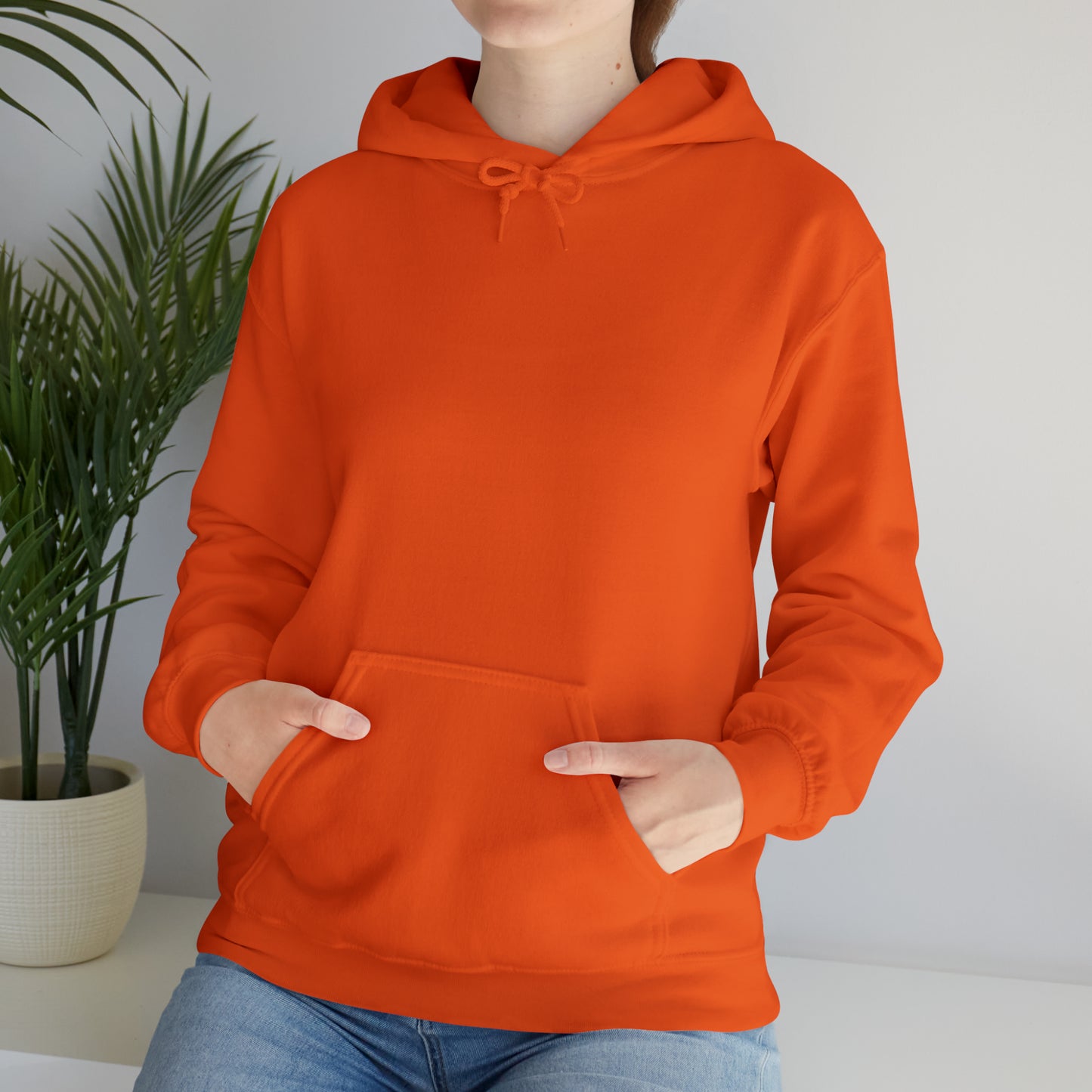 Nicht Kapitalist sein ist nicht ok! | Highperformer Hooded Sweatshirt